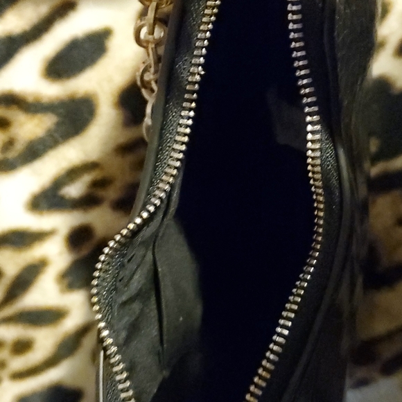 Small black shoulder bag faux alligator pattern - Picture 5 of 5